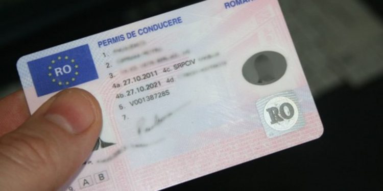 Permis de conducere falsificat, motiv de cercetare penală a unui moldovean: L-ar fi cumpărat cu 300 de euro