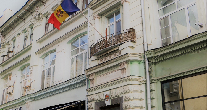 Presa rusă: Lilian Darii ar planifica deschiderea unui hotel pe teritoriul Ambasadei Moldovei în Rusia