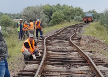 CSE a dispus alocarea a 60 de milioane de lei pentru reabilitarea liniei de cale ferată Cahul-Giurgiulești. Banii vor fi oferiți nu și pentru restanțele salariale: „Suntem cu o lună jumătate cu întârziere” | VIDEO
