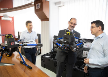 Moldelectrica будет следить за состоянием линий электропередач с помочью американских дронов