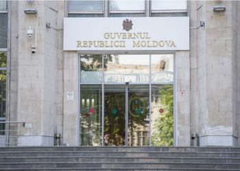 Fost ministru al Economiei: Calitatea actului de guvernare și calitatea specialiștilor, lasă de dorit. Conducerea instituțiilor se află într-o lume aparte