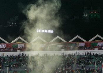 Cel puțin 12 oameni au murit și peste 80 au fost răniți într-o busculadă la intrarea pe un stadion​ din Madagascar