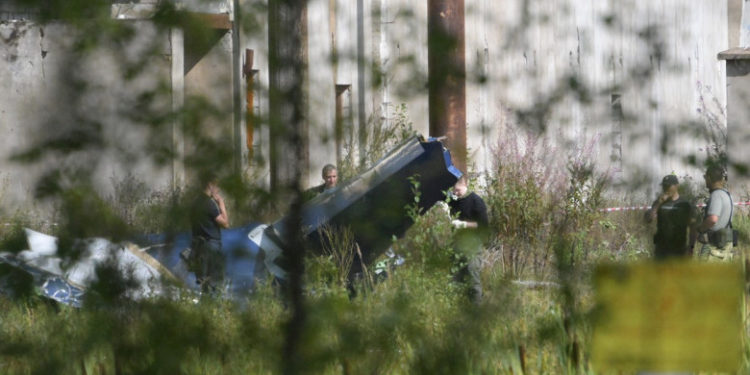 Au fost găsite cadavrele victimelor și cutia neagră a avionului prăbușit în care se afla Prigojin