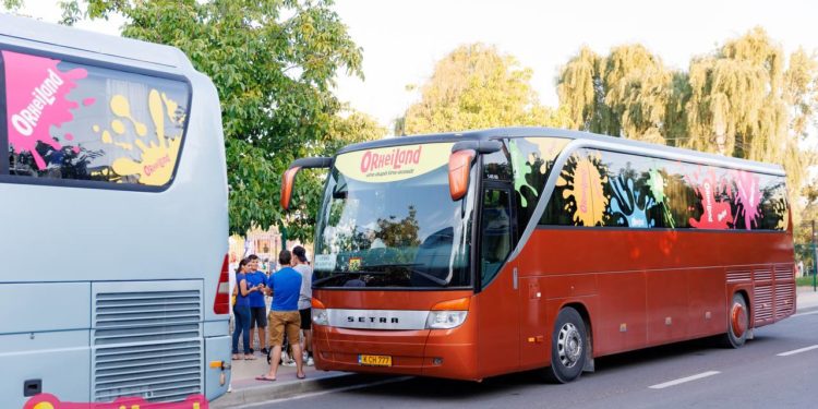 „OrheiLand vine după tine acasă”. La inițiativa lui Ilan Șor, copiii și adulții se bucură de transport gratuit până la parcul de distracții | VIDEO