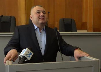 CEC îl acuză pe Nicolae Grigorișin că ar fi folosit banii Primăriei Bălți pentru a-și face campanie electorală. În replică, acesta spune că va ataca instituția în judecată | VIDEO