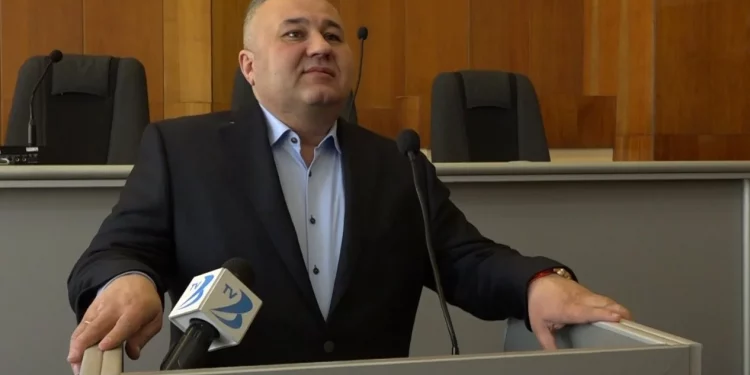 CEC îl acuză pe Nicolae Grigorișin că ar fi folosit banii Primăriei Bălți pentru a-și face campanie electorală. În replică, acesta spune că va ataca instituția în judecată | VIDEO