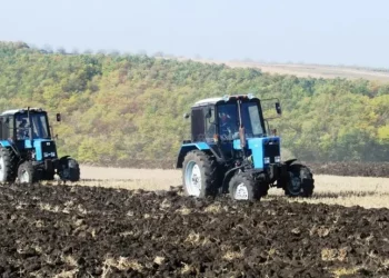 Datoriile la bugetul de stat, o povară pentru agricultorii care vor să obțină restituirea accizei la motorină. Slusari: „Este o discriminare” | VIDEO