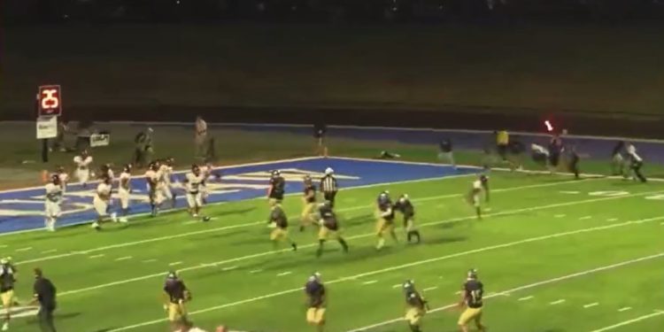 В Оклахоме на школьном матче по американскому футболу открыли стрельбу. Ранены четыре человека