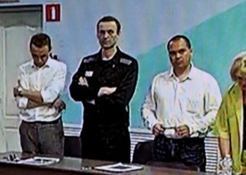 Opozantul Alexei Navalnîi, condamnat la încă 19 ani de închisoare, în procesul în care este acuzat de extremism