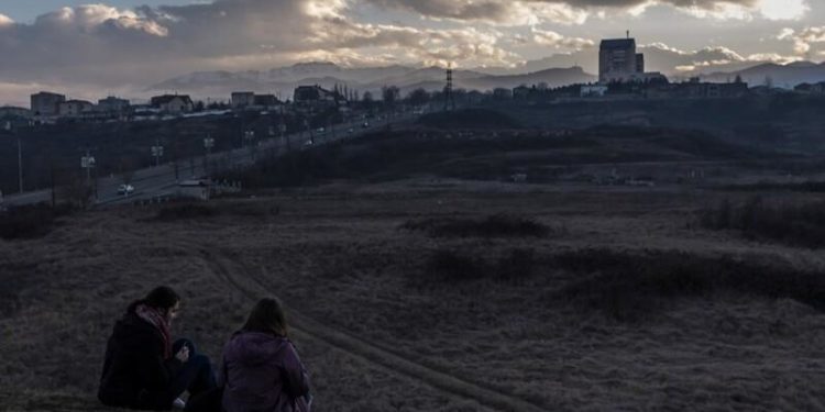 Власти Нагорного Карабаха согласились сложить оружие