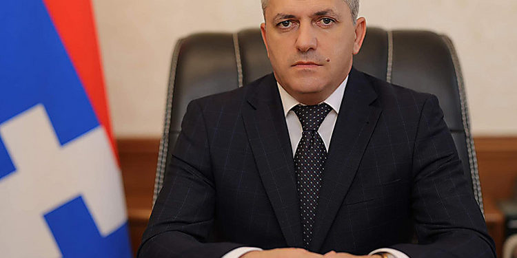 Глава Нагорного Карабаха подписал указ о прекращении существования непризнанной республики