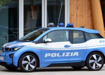 Молдаванка совершила суицид в Италии во время переговоров с дочерью: в трагедии обвиняют мужа