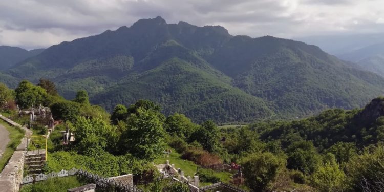 С 2024 года Республика Нагорный Карабах прекратит свое существование. Жители непризнанной территории начали покидать регион | VIDEO