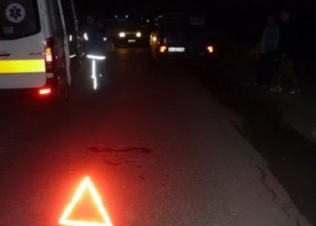 Спал на обочине дороге: в Гагаузии после наезда автомобиля скончался мужчина