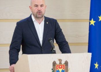 Нецензурное высказывание Боли во время пресс-конференции. Министр публично извинился