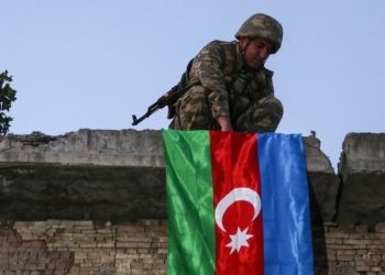 Азербайджан сообщил о гибели 192 военнослужащих за два дня операции в Карабахе