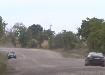 Renovarea drumului Soroca-Arionești-Otaci: Localnicii se plâng că după ce șantierul a fost vizitat de conducerea țării și presă, tehnica a dispărut