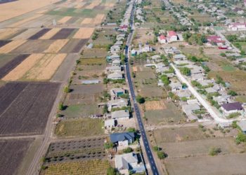 În satul Congazcic din Găgăuzia, cu sprijinul bașcanului și al echipei sale, a fost asfaltată strada Păcii. Ilan Șor: În următorii doi ani vor fi asfaltate străzile din toate localităţile autonomiei | VIDEO