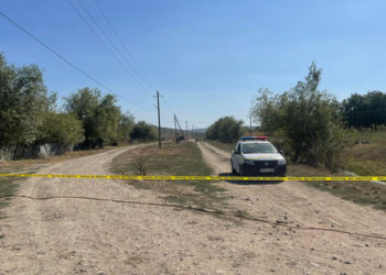 Fragmente de rachetă ar fi fost găsite astăzi într-un iaz din raionul Anenii Noi. Ce spune Poliția și primarul localității | VIDEO