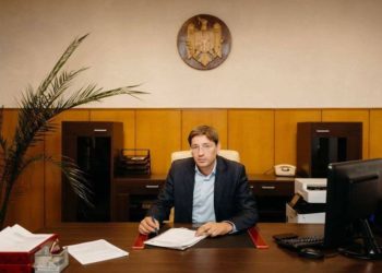 Fostul pretor al sectorului Râșcani spune că a auzit despre demiterea sa „din presă”: Vlad Melnic ar fi fost înlăturat pentru că nu a aderat la MAN, formațiunea edilului Ion Ceban | VIDEO