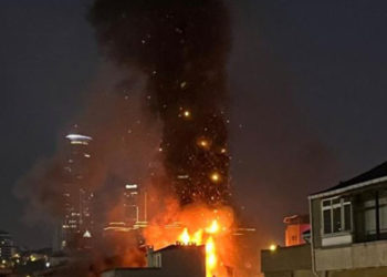 В Стамбуле в жилом здании произошел взрыв, есть погибший и пострадавшие