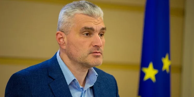 Slusari: Programul Satul European Expres este modalitatea cea mai ușoară de a atrage primarii altor partide în cel de Guvernare