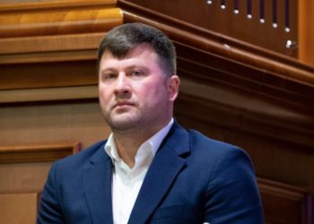 La câteva ore după ce ministrul Justiției a cerut plecarea lui Iulian Muntean, proaspătul membru al CSM a dezvăluit că își va depune demisia pentru a „nu compromite activitatea instituției” | VIDEO