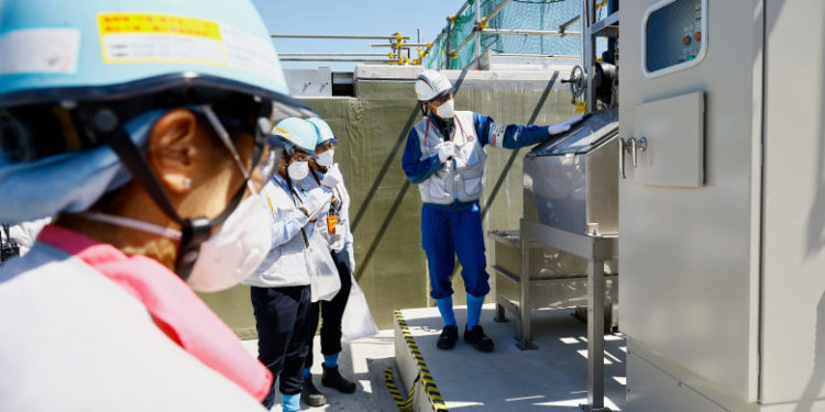 Japonia va deversa din nou în ocean apă de la reactoarele centralei nucleare Fukushima