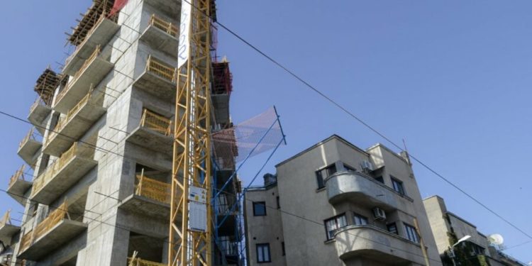 Cererea pe piața imobiliară din Republica Moldova a crescut cu aproximativ 30 la sută în ultima lună de vară