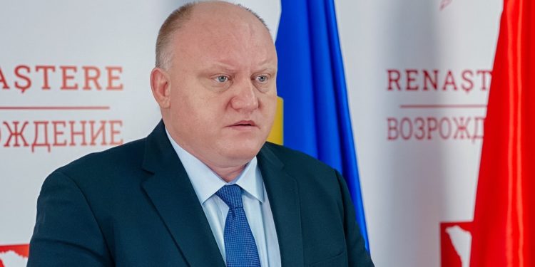 Candidatul Partidului „Renaștere” la funcția de primar al capitalei, Vasile Bolea, s-a lansat oficial în cursa electorală. Ce promisiuni le-a făcut chișinăuienilor | VIDEO