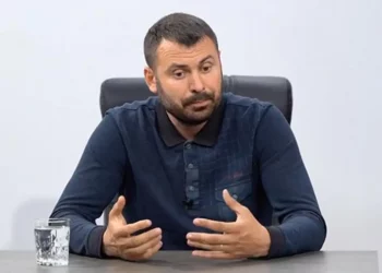 Explicațiile lui Vasile Costiuc, privind imaginile unde acesta atacă un paznic al unui hotel din Capitală: Am fost provocat | VIDEO