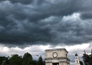 Cer noros și maxime de +25 de grade Celsius: Cum va fi vremea în ultima zi de weekend