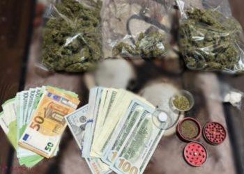 Reținut după ce a revenit la comercializarea drogurilor: Angajat medical din Chişinău, împreună cu iubita sa, au creat o schemă prin care comercializau stupefiante pe internet. Ce pedeapsă riscă | VIDEO