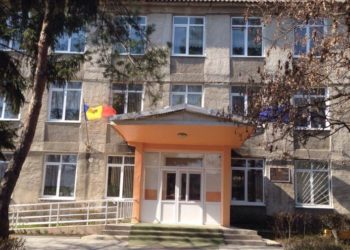 Liceul „Dmitrie Cantemir” din Văsieni, Ialoveni riscă să rămână fără profesori: Cadrele didactice amenință cu demisii | VIDEO