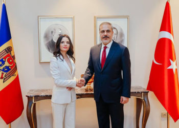 Журналист Дмитрий Чубашенко о взаимоотношениях Кишинева и Комрата: без взаимного уважения ничего не получится