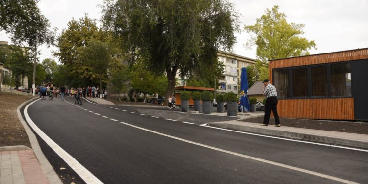 Un nou scuar modernizat a apărut în orașul Orhei. Proiectul a fost realizat cu suportul Partidului „ȘANSĂ” și echipei lui Ilan Șor