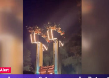 Clipe de coșmar într-un parc de distracții din Canada: Zeci de oameni au rămas suspendați cu capul în jos într-o instalație tip pendulă