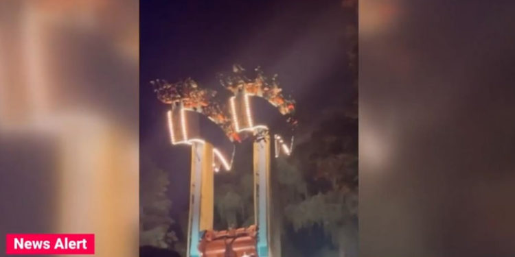 Clipe de coșmar într-un parc de distracții din Canada: Zeci de oameni au rămas suspendați cu capul în jos într-o instalație tip pendulă