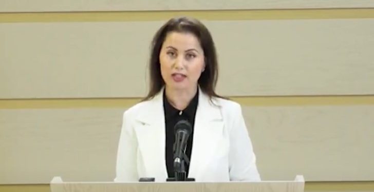 Proiect de lege al deputaților PAS: Din 2024, asociațiile de părinți și fundațiile de colectare a banilor în școli vor fi lichidate | VIDEO