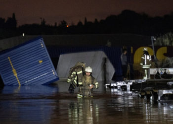 Inundațiile au făcut prăpăd în Turcia, unde șapte oameni au murit. În Istanbul a plouat în șase ore cât într-o lună | FOTO