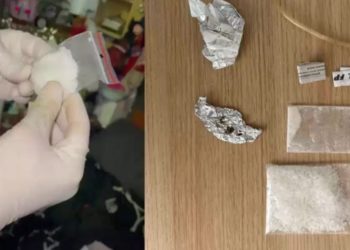 Arestată pentru comercializarea drogurilor. Ce au găsit polițiștii în apartamentul unei chișinăuience