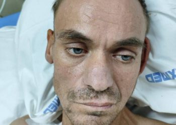 A fost preluat de o ambulanță acum o lună și nu își amintește nimic: Poliția cere ajutorul cetățenilor pentru identificarea unui bărbat