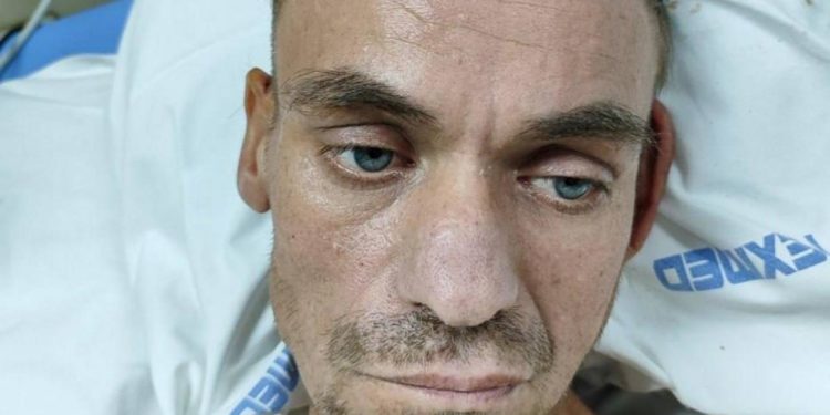 A fost preluat de o ambulanță acum o lună și nu își amintește nimic: Poliția cere ajutorul cetățenilor pentru identificarea unui bărbat