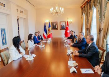 Noi priorități de cooperare între Turcia și Găgăuzia în domeniul socioeconomic și situația politică din Moldova, discutate de bașcanul Evghenia Guțul și ministrul Hakan Fidan | VIDEO