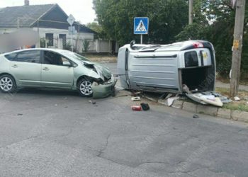 Tiraspol: Un bărbat a ajuns în reanimare, după ce nu a cedat trecerea altui vehicul și a provocat un accident