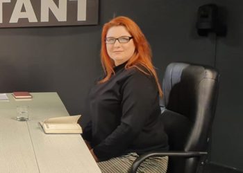 Pedagog: Autoritățile folosesc instrumente de a pedepsi profesorii „incomozi”, inclusiv în raport cu viziunile lor politice