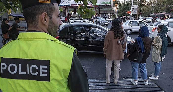 Власти Ирана сообщили о предотвращении крупного теракта в Тегеране