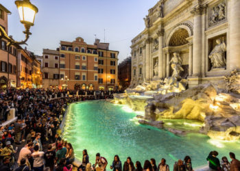 Locurile din Europa în care este cel mai probabil să rămâi fără portofel. Ce poți face ca să te protejezi de hoții de buzunare