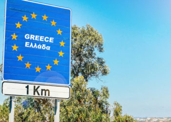 Bugetarii din Grecia intră în grevă generală. MAE atenționează că vor fi probleme cu transportul public