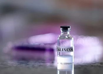 Oamenii de știință au dezvoltat un vaccin împotriva dependenței de cocaină. Cum funcționează